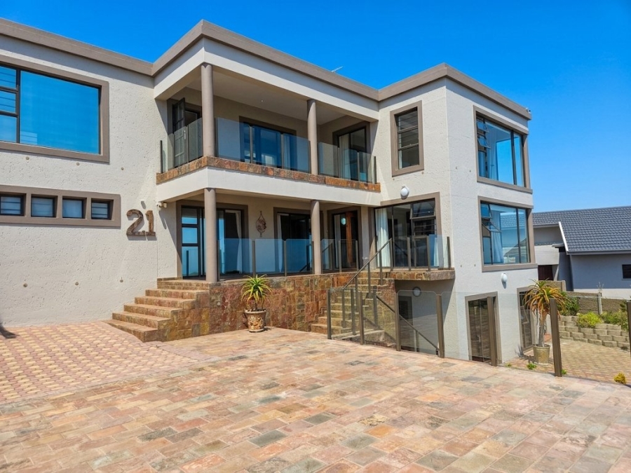 4 Bedroom Property for Sale in Dana Bay Western Cape